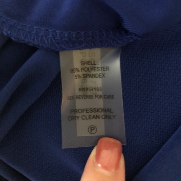 Calvin Klein Cowl Neck Sleeveless Top - Picture 4 of 6